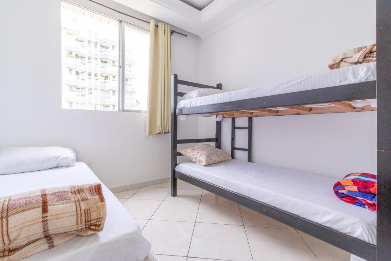 le monde hostel Guarujá Buitenkant foto